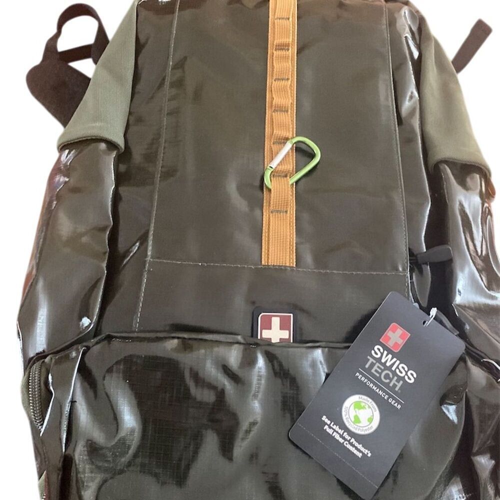 Swiss Tech Green Backpack Durable Spacious with Side Pockets